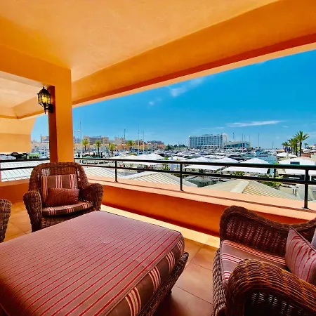 Marina Gardens * Картейра